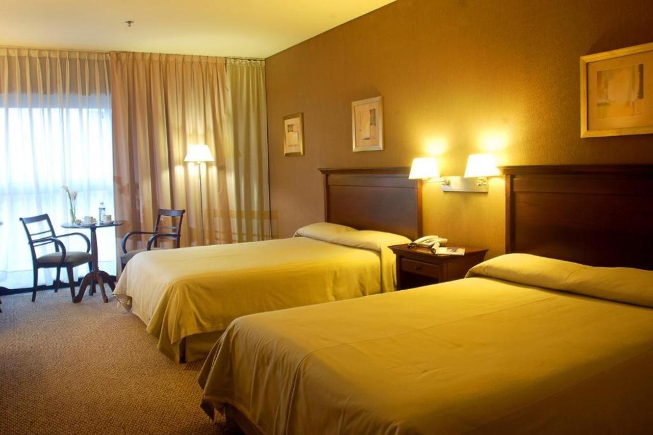 Howard Johnson Plaza Jujuy Hotel San Salvador de Jujuy Ngoại thất bức ảnh