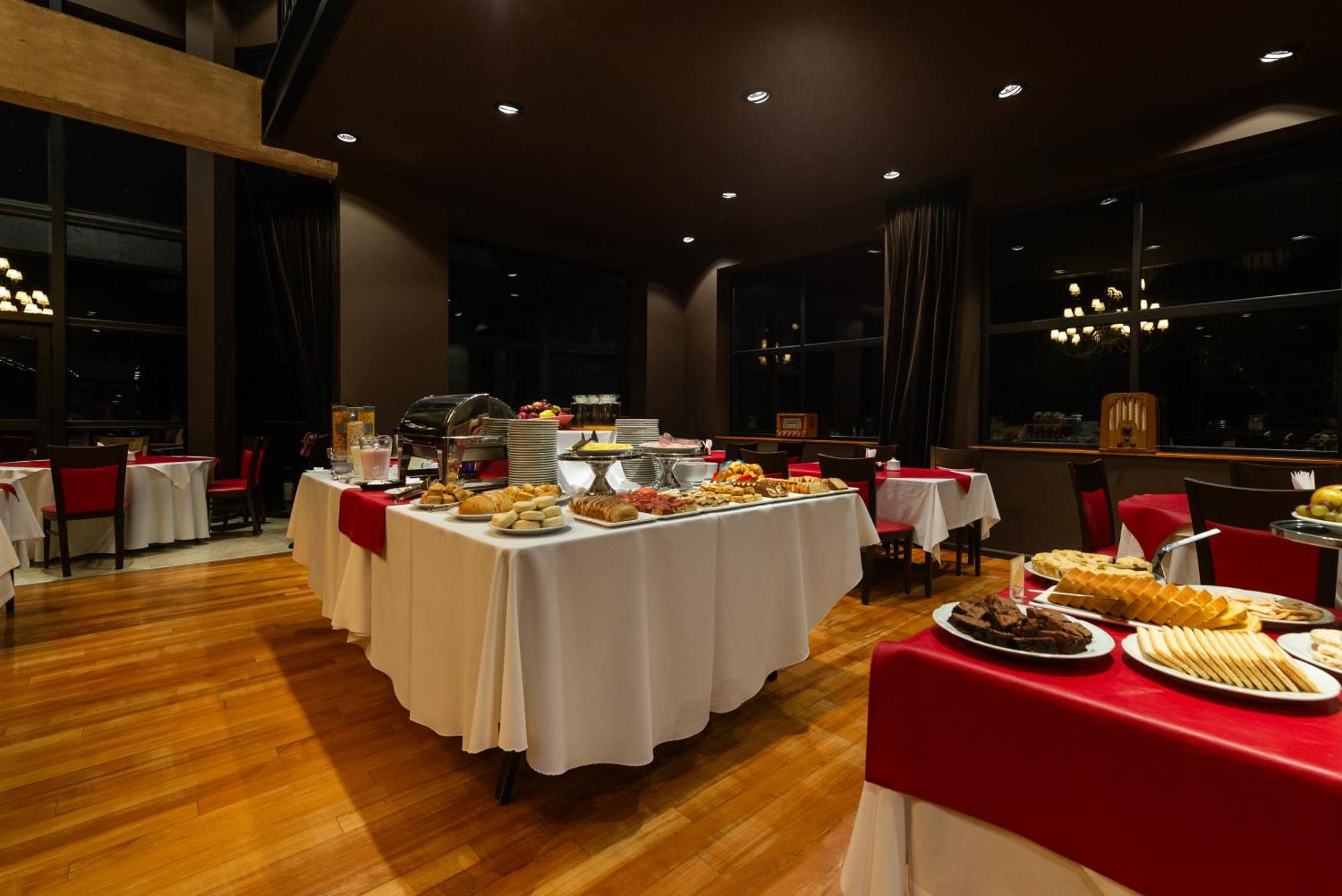 Howard Johnson Plaza Jujuy San Salvador de Jujuy Ngoại thất bức ảnh