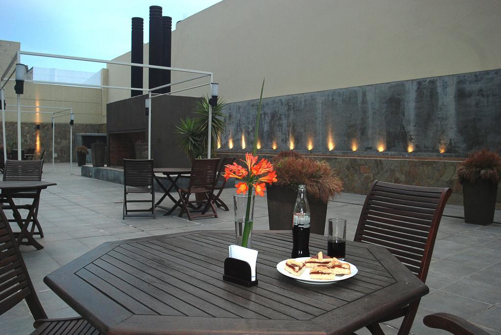 Howard Johnson Plaza Jujuy San Salvador de Jujuy Ngoại thất bức ảnh